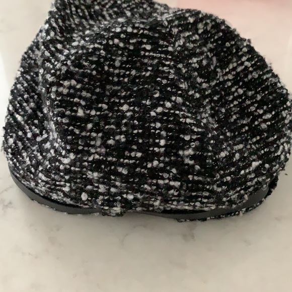 Calvin Klein Hat - Picture 2 of 5